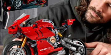 LEGO 646 Pieces Technic Ducati Panigale Motorcycle Set $56.99 Shipped Free (Reg. $70) – FAB Ratings! 1,600+ 4.9/5 Stars!