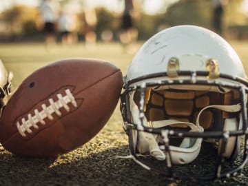 NFL Huddle Survey Community Seeking Fans to Help Improve!!