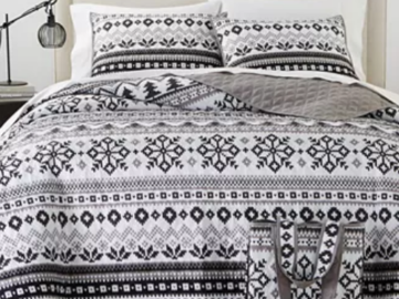 Macy’s Early Black Friday! Martha Stewart Collection Quilt Bedding 4-Piece Sets from $29.99 Shipped Free (Reg. $100) | 4 Fun Holiday Prints!