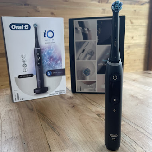 The Oral-B iO7 is a FAB Christmas Gift Idea & There’s a HOT Deal at Target!