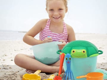Melissa & Doug 7-Piece Sunny Patch Seaside Sidekicks Sand Baking Play Set $11.99 (Reg. $23) – 2K+ FAB Ratings!