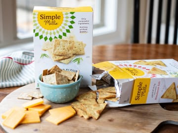 Simple Mills Crackers Just $1.60 At Publix (Regular Price $5.19)