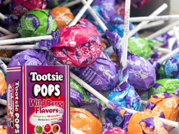 100-Count Tootsie Pops Assorted Wild Berry Flavors as low as $15.83 Shipped Free (Reg. $19.60) | $0.16 each! 3K+ FAB Ratings! Peanut Free & Gluten Free!