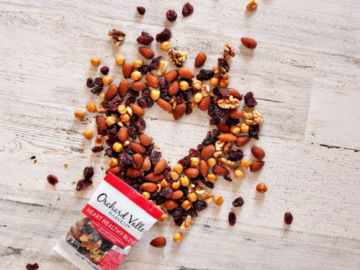 15-Pack Orchard Valley Harvest Heart Healthy Blend Nuts & Berries Snacks as low as $10.25 Shipped Free (Reg. $12.56) – 4K+ FAB Ratings! 68¢ per 1 Oz Bag! Gluten Free, Non-GMO, & No Artificial Ingredients!