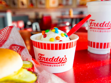 Freddy’s: Free Single-Topping Mini Sundae!