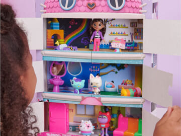 16-Piece Gabby’s Dollhouse Figure and Accessory Surprise Pack $20 (Reg. $30) – Amazon Exclusive