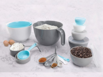 Walmart Black Friday: 23-Piece Mixing Bowl Set with Lids, Measuring Cups and Spoons $10 (Reg. $29.97) – 2 Colors Available – Blue and Gray!