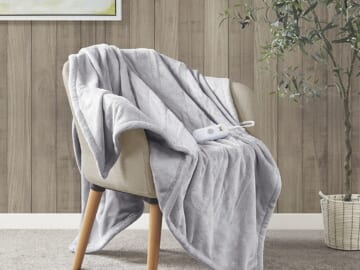 Heated Plush Throw, 50×60 inches from $33.29 Shipped Free (Reg. $44+)