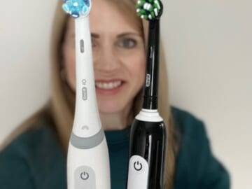 *HOT* Black Friday Savings on Oral-B Electric Toothbrushes at Walmart!