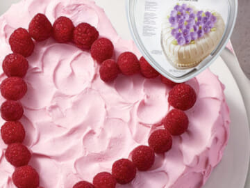 Wilton Decorator Preferred Heart Shaped Cake Pan, 8-Inch $10.39 (Reg. $21) – Distributes heat evenly