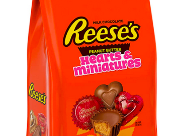 REESE’S Miniatures and Hearts Milk Chocolate Peanut Butter Candy (23.75 oz) only $9.07!