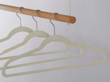 100 Pack Amazon Basics Slim, Velvet, Non-Slip Suit Clothes Hangers as low as $33.08 Shipped Free (Reg. $41.06) – 197.1K+ FAB Ratings! $0.33 each