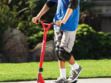 Razor Beast Kick Scooter $22.92 (Reg. $69.99)