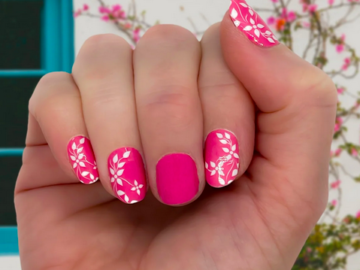 Pretty Spring Nail Wraps only $4.99 + shipping!