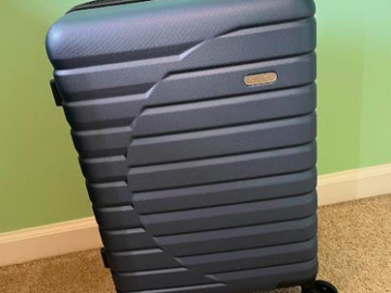 CLUCI Carry On Luggage with Spinner Wheels only $59.99 shipped (Reg. $100!)