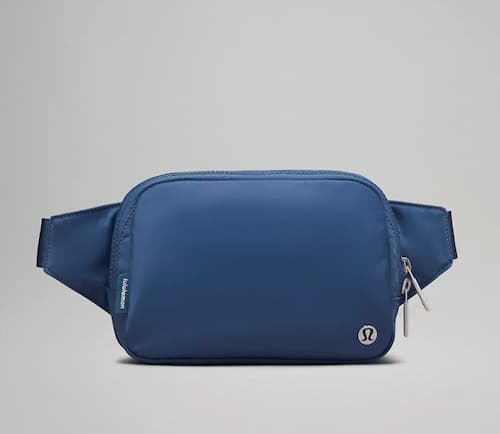 Lululemon Everywhere Belt Bag Large 2L in Pitch Blue 