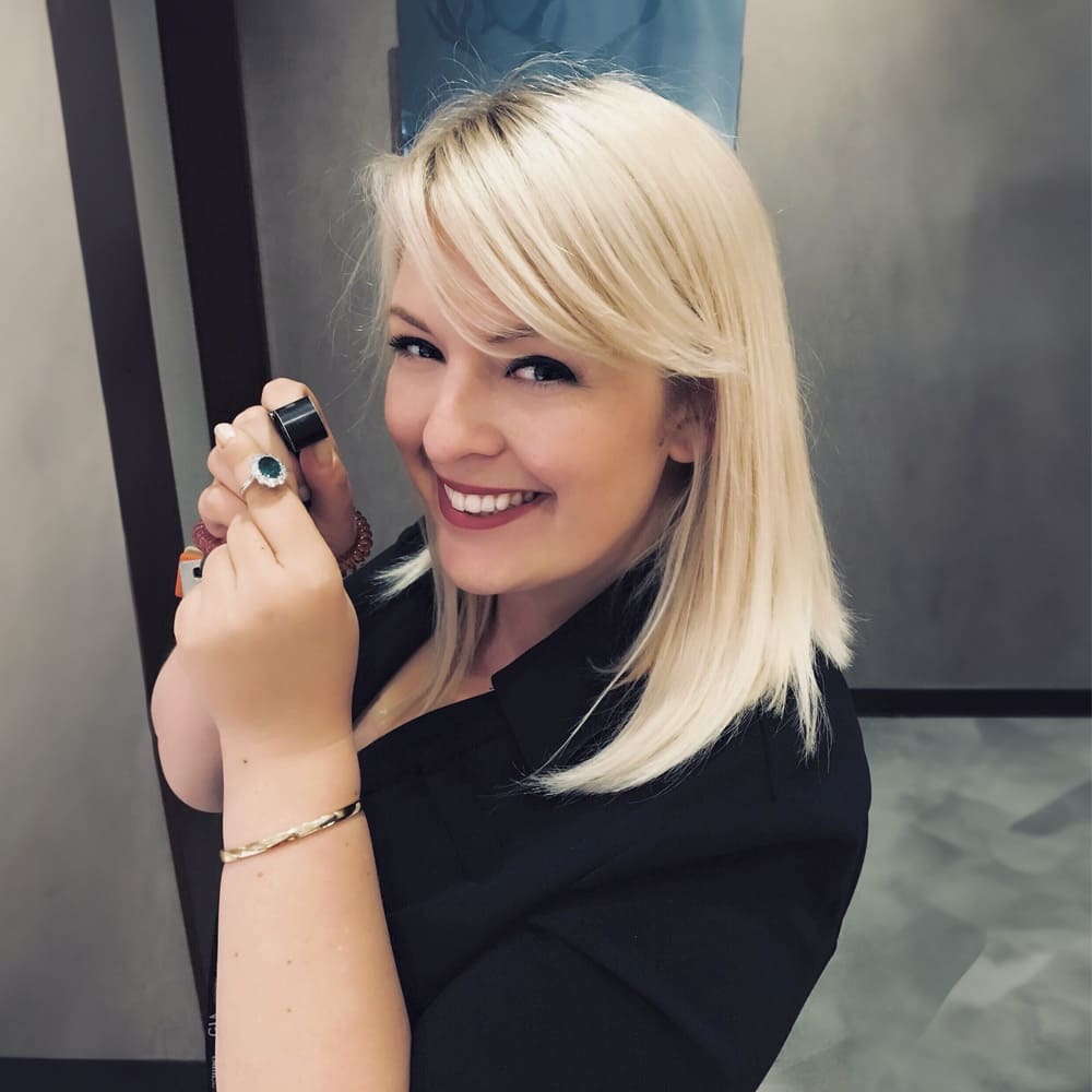 Maureen Moses, Gemologist & Fine Jewelry Authenticator image of Maureen Moses a certified gemologist and fine jewelry authenticator at FASHIONPHILE