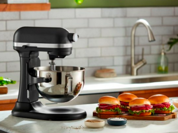 KitchenAid 5.5 Quart Bowl-Lift Stand Mixer