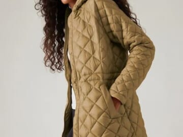 Athleta Whisper Featherless Puffer Parka in Serpentine