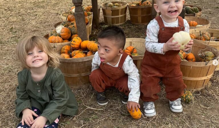 Happy Thanksgiving! Want to win a $100 Amazon gift card?!