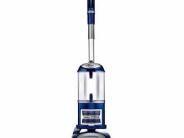 Shark Navigator Lift-Away Deluxe Upright Vacuum