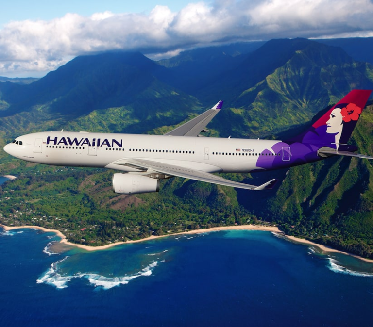 Hawaiian Airlines Cyber Sale: Flights to Hawaii from $94 1-way