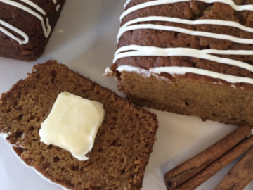 Moist Pumpkin Bread Recipe + Free Printable Gift Tags!