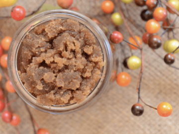 Holiday Spice Sugar Scrub + Free Printable Gift Tags