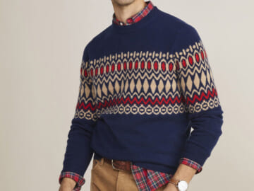 Vineyard Vines Holiday Favorites Event: 40% off bestsellers + free shipping w/ $125