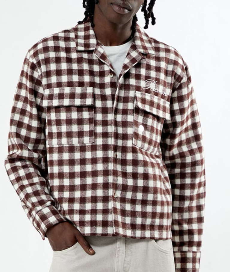 PacSun HoliDeals Sale: up to 50% off sitewide + free shipping