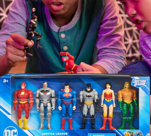 DC Comics Justice League 4-Inch Action Figures, 6-Pack $12.50 (Reg. $25) – $2.08 each