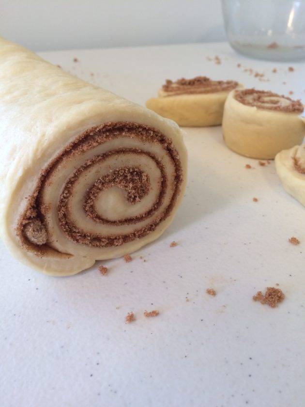 easy cinnamon rolls prep