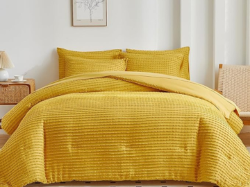 Transform your sleeping space into a cozy haven for less – Save 70% on Comforter Sets from $13.79 After Code (Reg. $45.99+) + Free Shipping