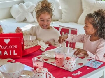 Pottery Barn Kids Free Valentine's Day Craft Event