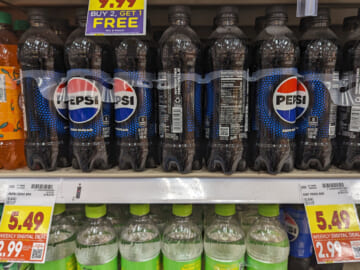 Pepsi, Canada Dry, or Coca-Cola 6-Pack Bottles Just $2.99 At Kroger
