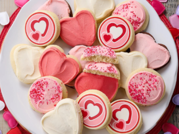 Cheryl’s 24-Piece Heart Cookies $28.98 After Code (Reg. $48) + Free Shipping – $1.21/Cookie