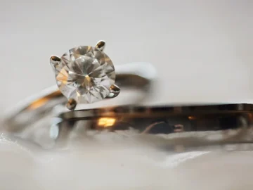 The Ultimate Guide to Choosing the Perfect Engagement Ring