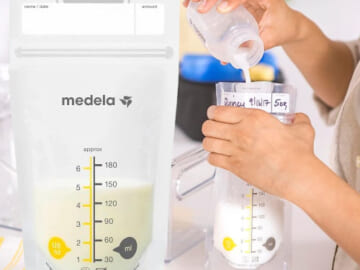 Medela Breast Milk Storage Bags, 100 Count $12.48 (Reg. $21.59) – $0.13/6-Oz Bag + More Medela Favorites from $5.76 Shipped Free (Reg. $10.39+)