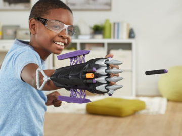 Marvel Mech Strike Mechasaurs Black Panther Sabre Claw Blaster $10.20 (Reg. $15)