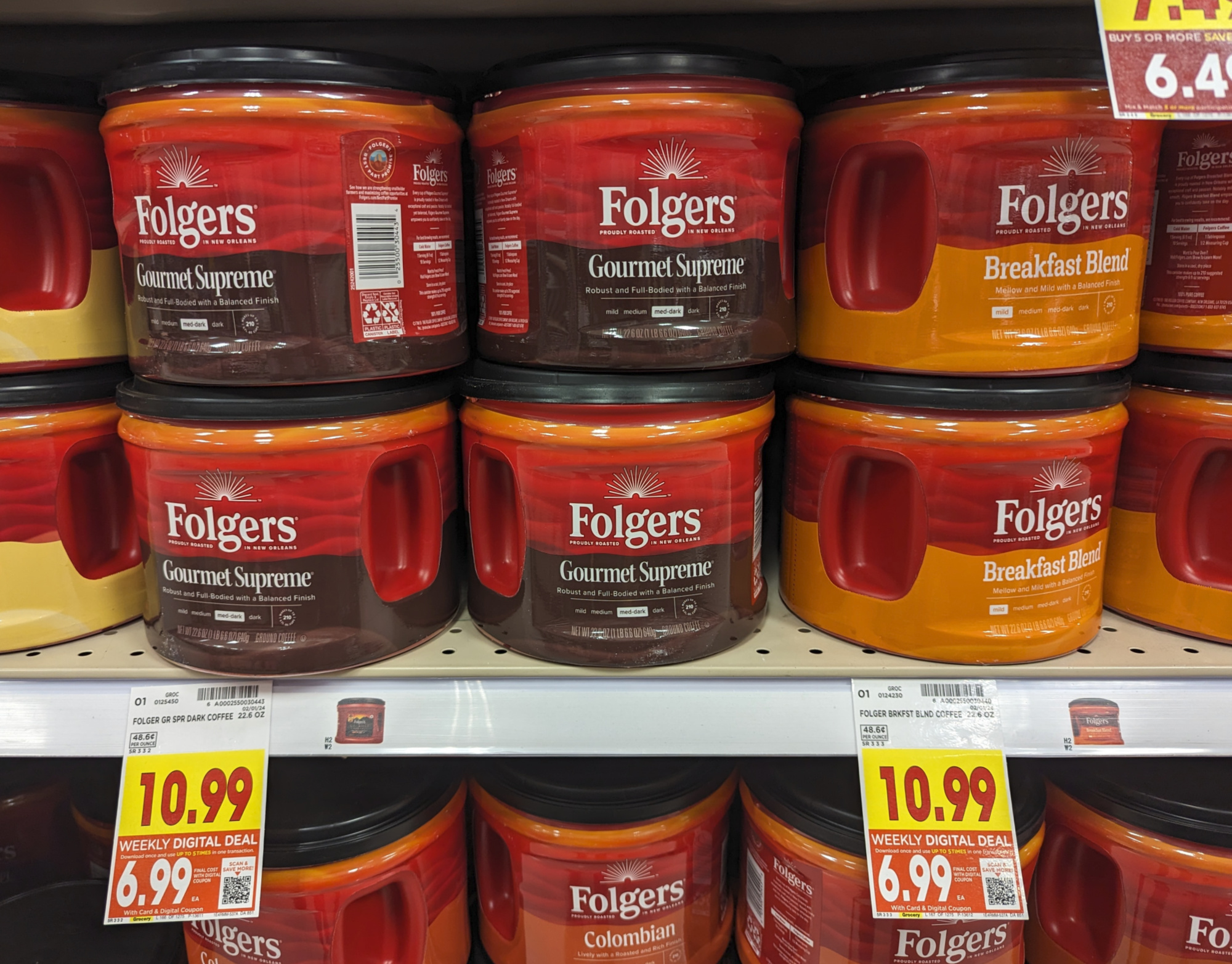 Big Tubs Of Folgers Ground Coffee Just $6.99 At Kroger