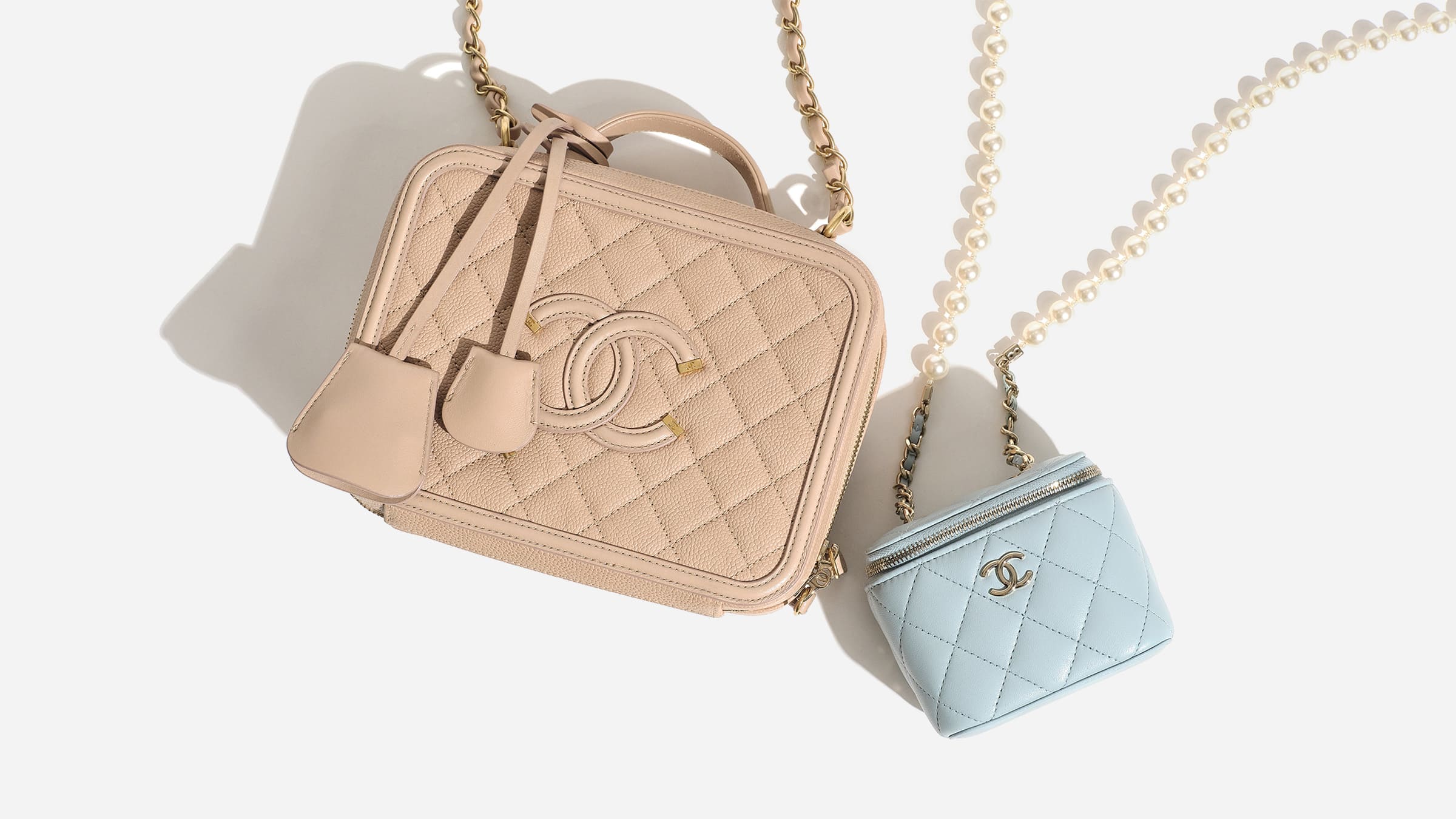 A Guide to Chanel Vanity Case Styles