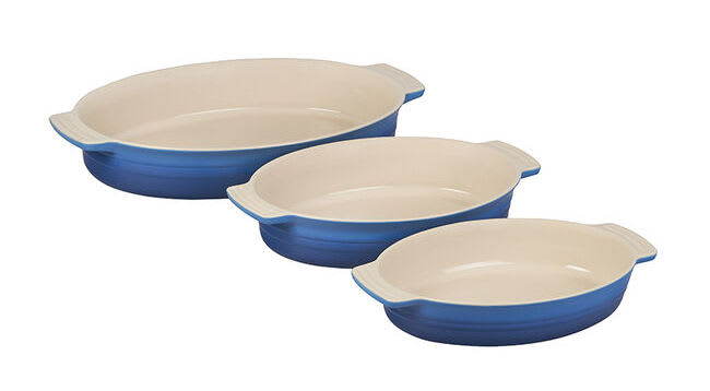 Le Creuset Specials: Up to 35% off + free gift over $300 + free shipping w/ $99