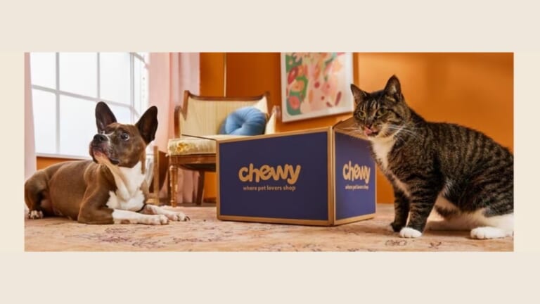 FREE $30 Gift Card w/ $100 Purchase at Chewy.com