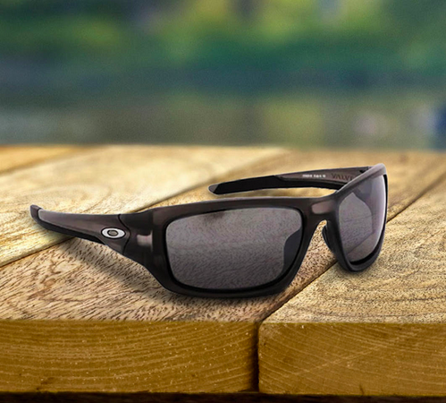 *HOT* Oakley Men’s Valve Polarized Sunglasses only $64.99 shipped (Reg. $234!)